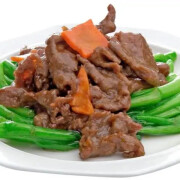 C4. Stir Fried Vegetables with Beef <br> 时菜牛肉