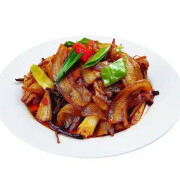 C7. Stir Fried Pork Slices <br> 回锅肉片