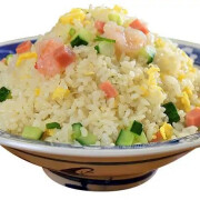 F8. Fried Rice with BBQ Pork &amp; Shrimp <br> 扬州炒饭